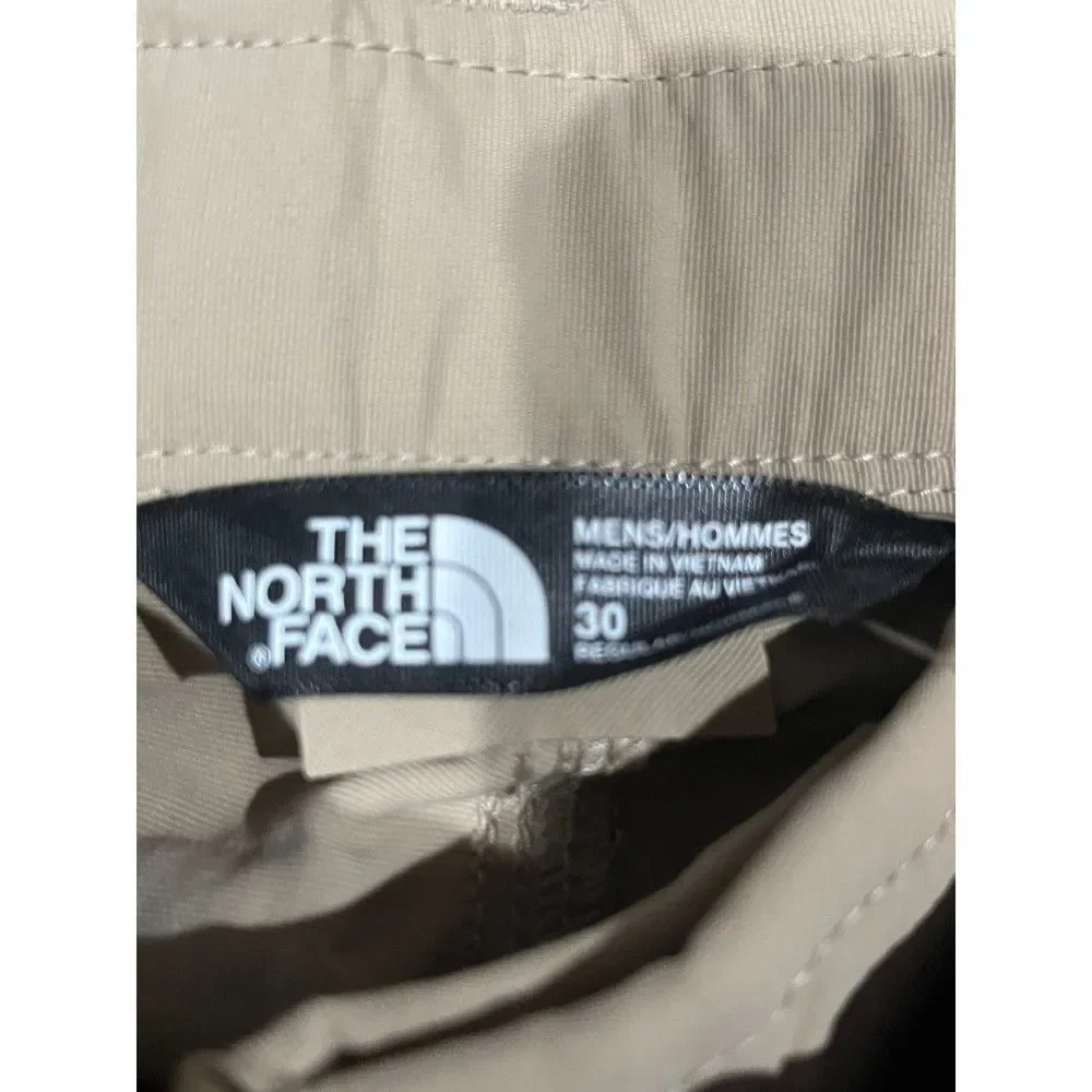North Face Mens or Young Boys Paramount Beige Cargo Short, 30 Inch Waist